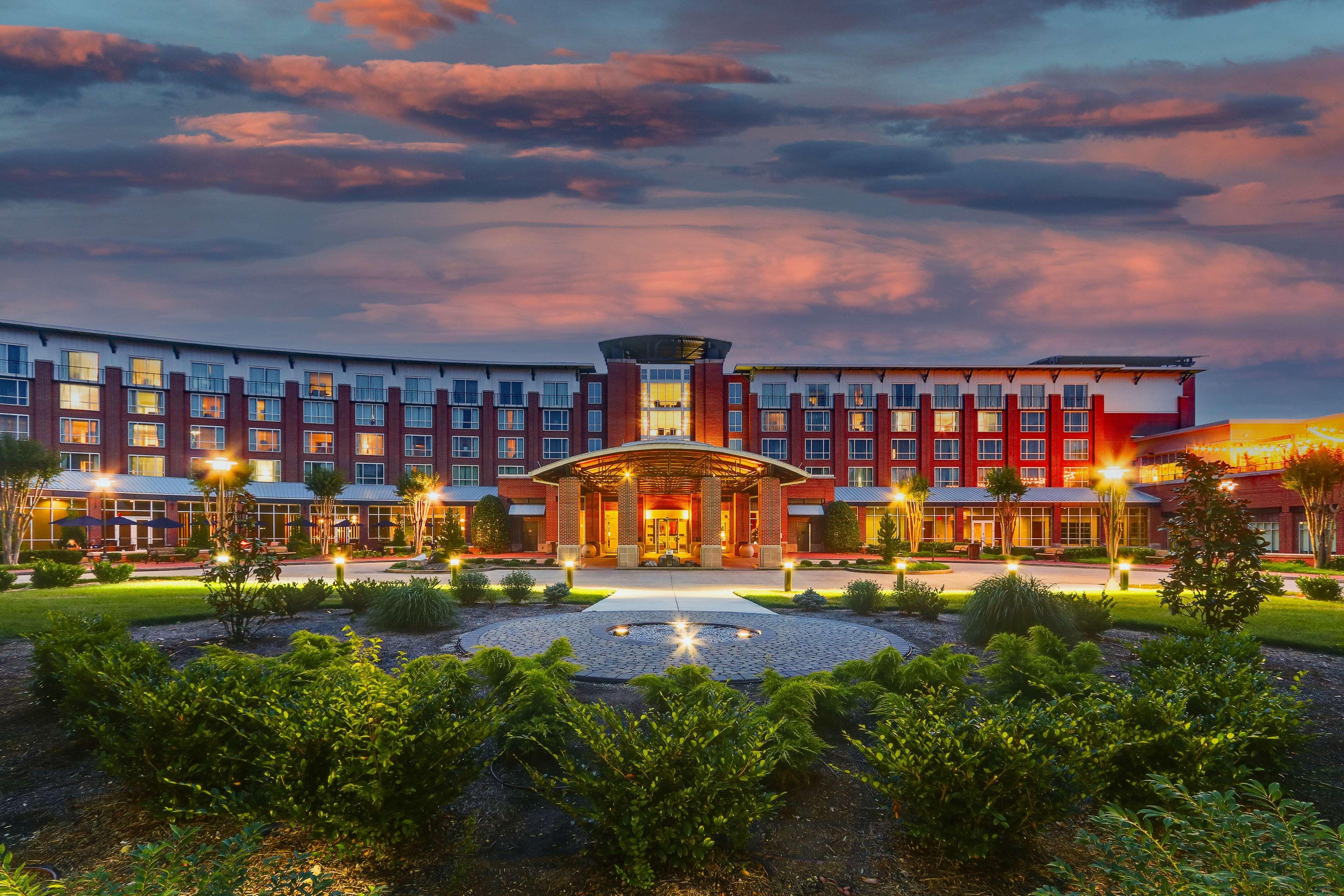 The Chattanoogan Hotel, Curio Collection By Hilton Exterior foto