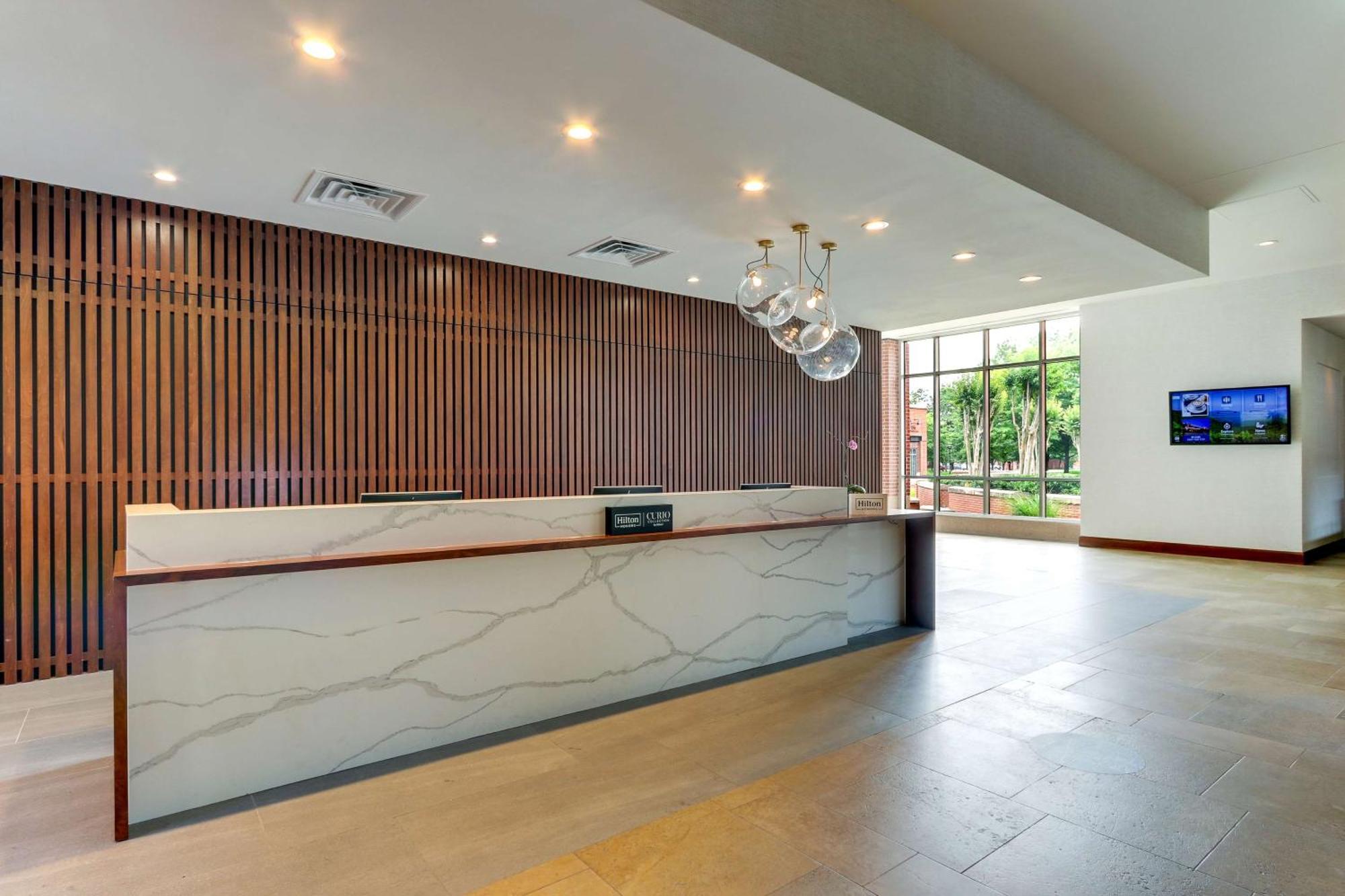 The Chattanoogan Hotel, Curio Collection By Hilton Exterior foto