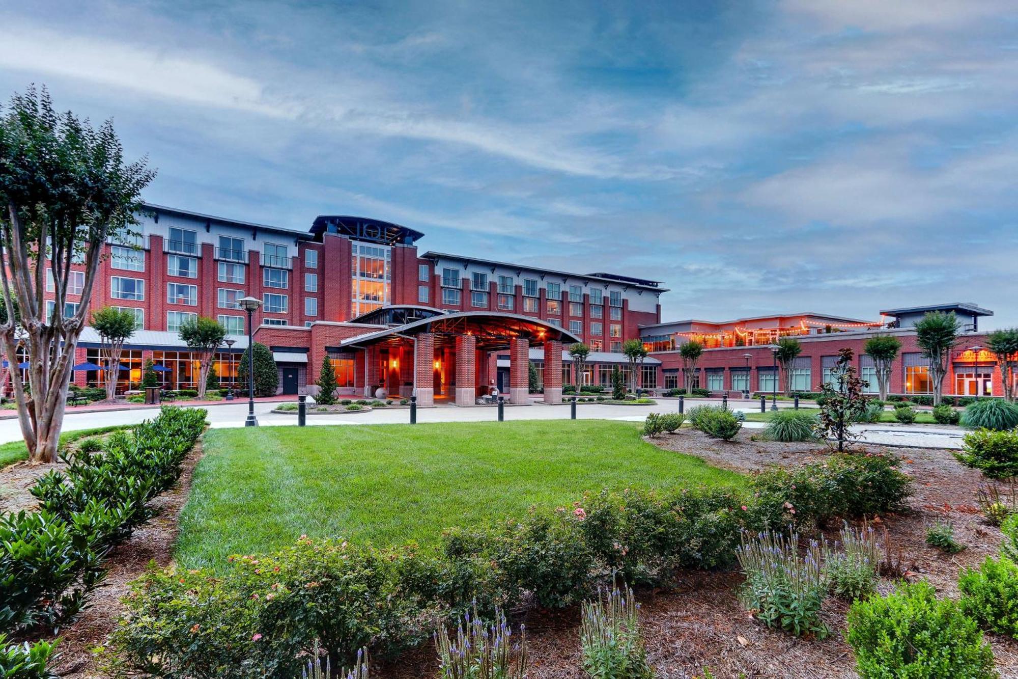 The Chattanoogan Hotel, Curio Collection By Hilton Exterior foto
