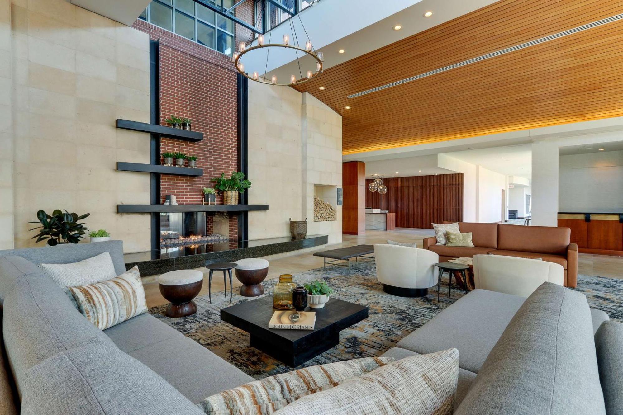 The Chattanoogan Hotel, Curio Collection By Hilton Exterior foto